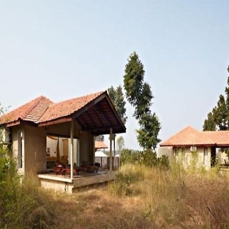 Welcomheritage Jukaso Salvan Resort Bandhavgarh National Park Extérieur photo